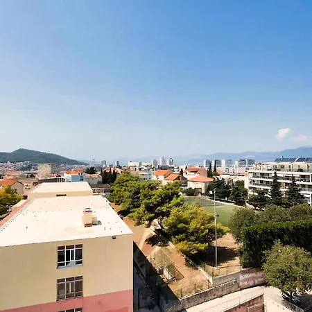 Daire Panoramic City-view With Sunset Balcony Split